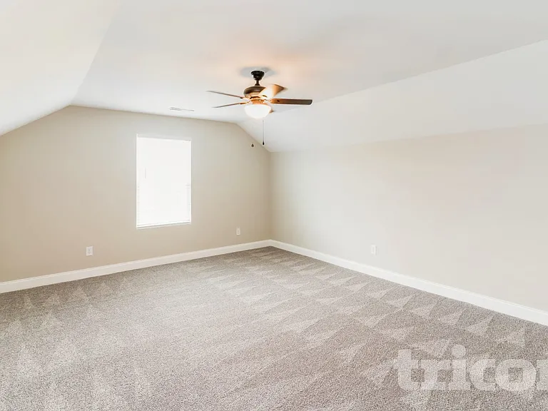 341 Green Hills Dr — Photo 8