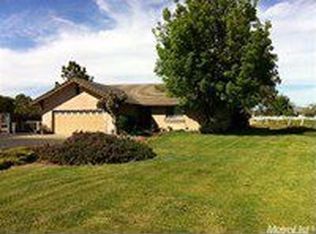 17791 E Collier Rd, Acampo, CA 95220