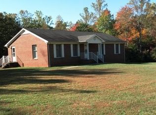 4898 Bridgeport Rd, Arvonia, VA 23004