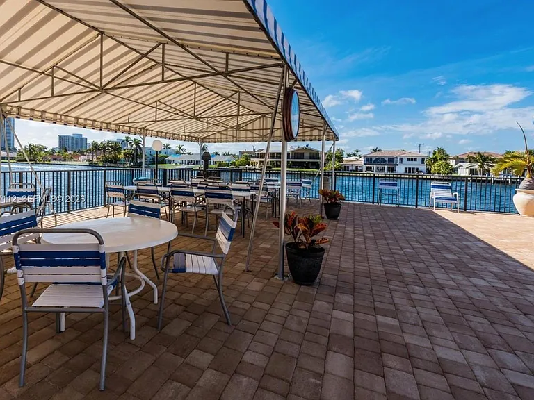 2049 S Ocean Dr #806 — Photo 16