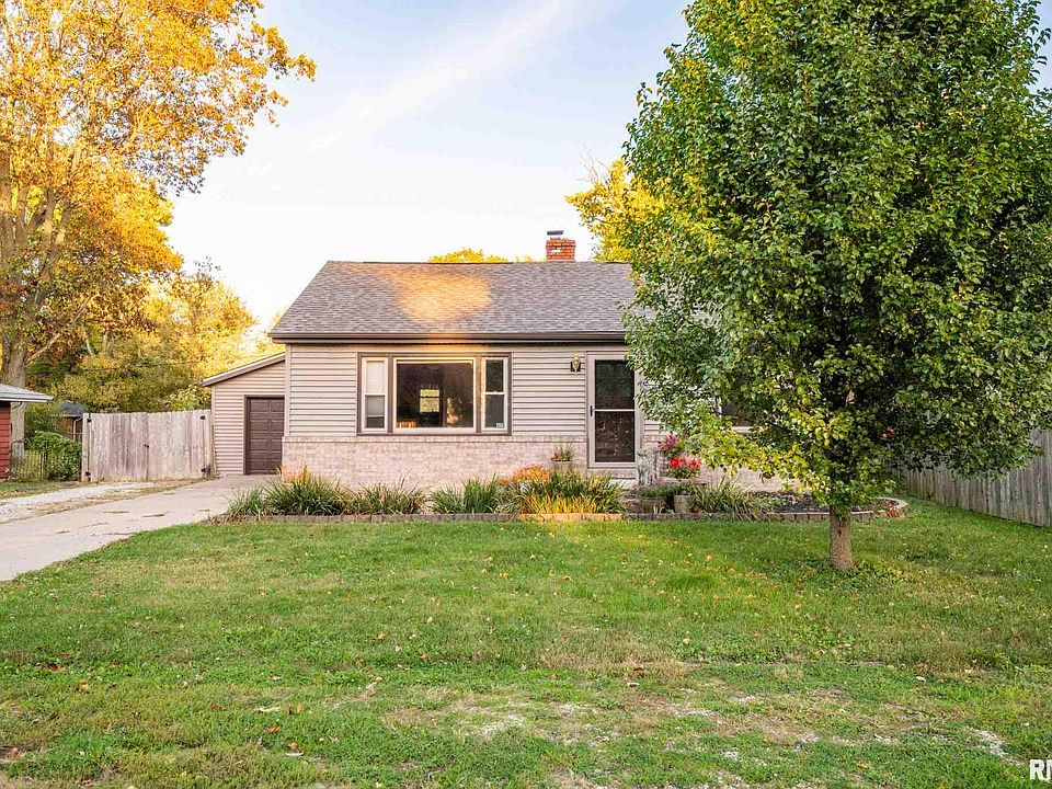 1st image of 212 Twin Oaks Ct