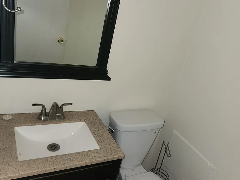 104 Hazelwood Dr #A — Photo 11