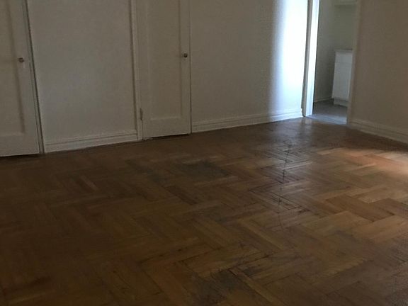 Living room/ bedroom