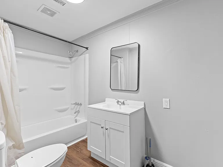 2707 Woodland Ave — Photo 21