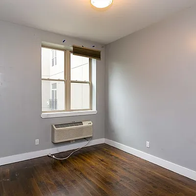 Rented by Nooklyn NYC LLC | media 32