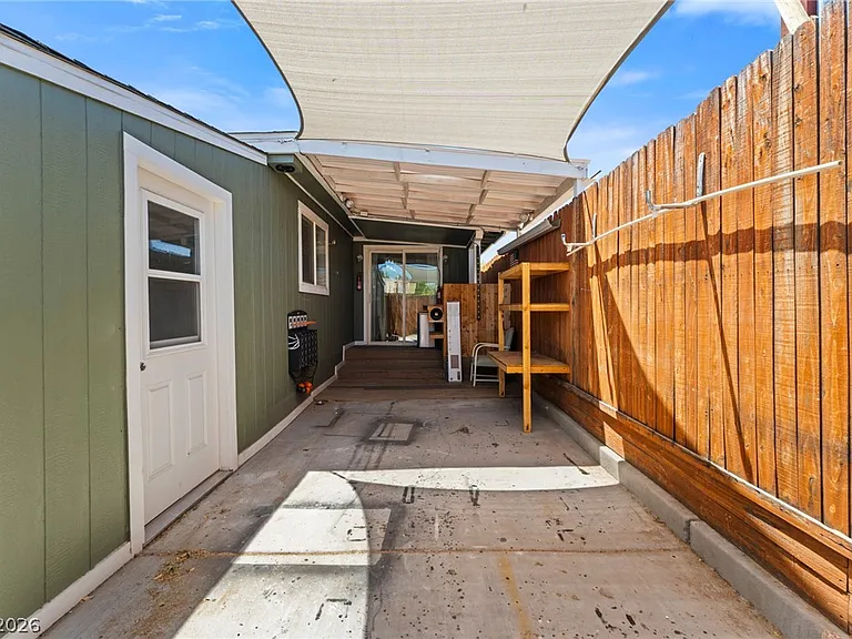 605 L Ave — Photo 34