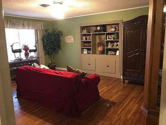 2nd image of 349 Sharron Dr