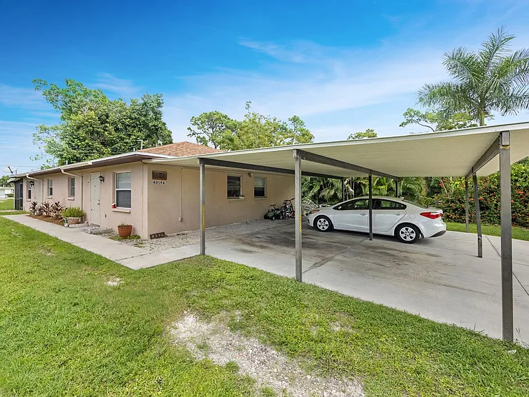 4392 Pine Lake Rd — Photo 3