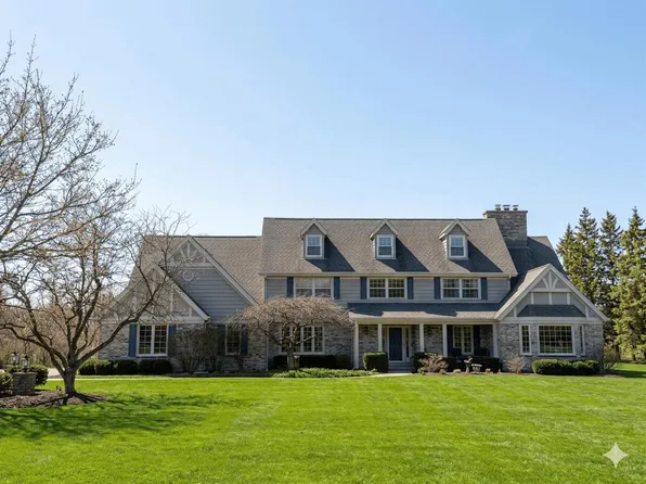 345 West Aster LANE, Mequon, WI 53092