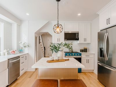 16 Blue Hill Ave, Milton, MA, 02186