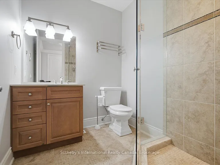 339 Randall St — Photo 36