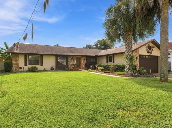 9150 W Harbor Isle Ct, Crystal River, FL 34429