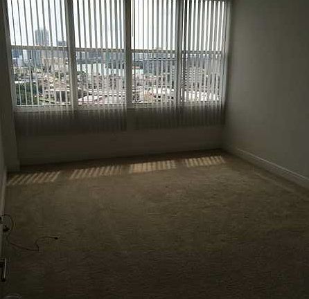 4th image of 7441 Wayne Ave APT 14K