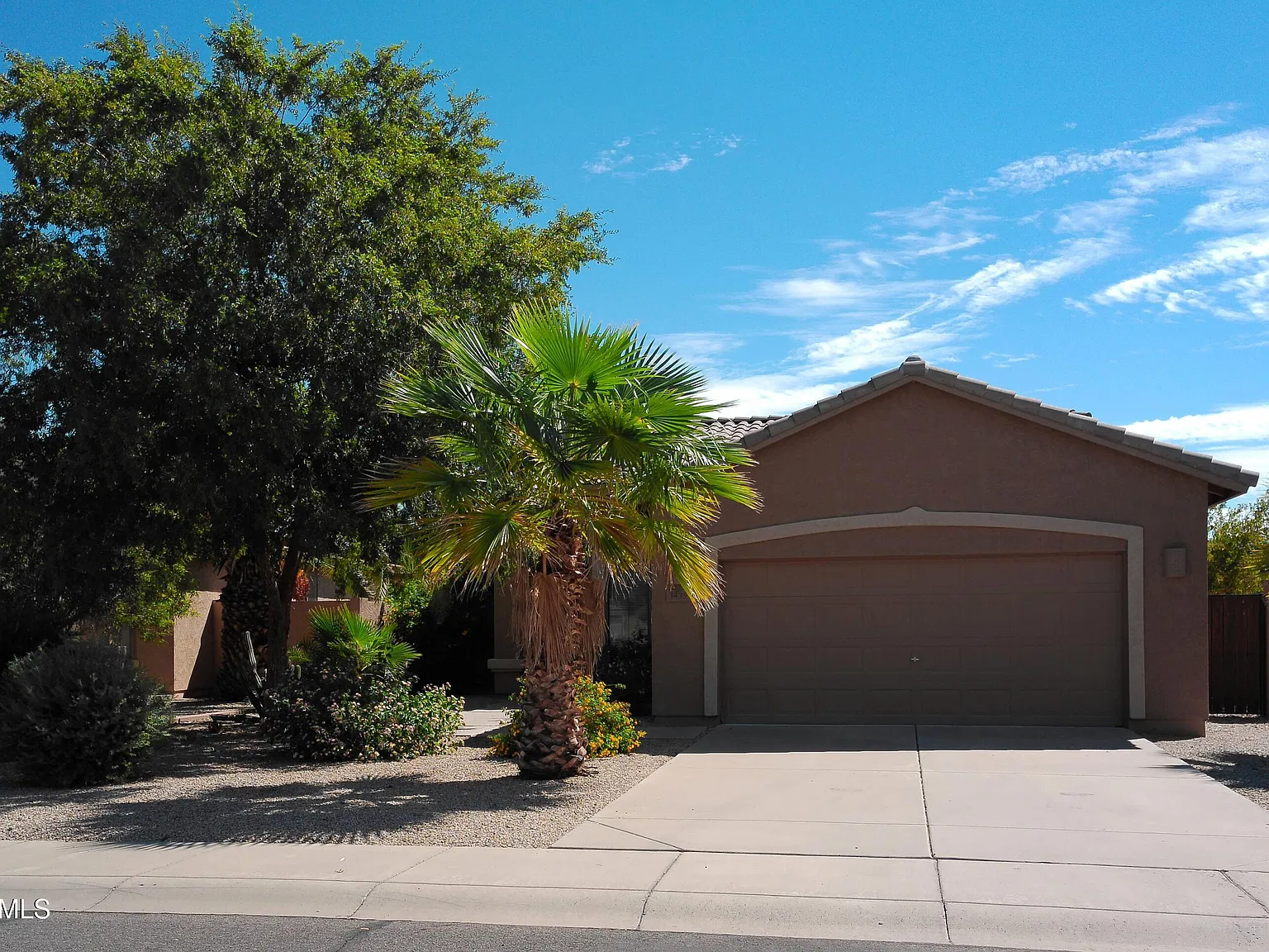 3 bed, 2.0 bath, 1365 sqft, $2,100 — Photo 1