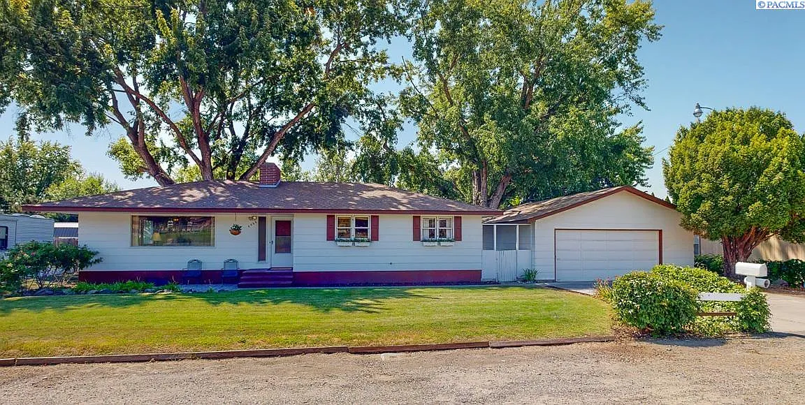 4020 W Pearl St photo 1