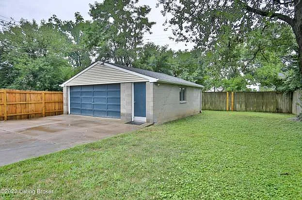 418 Marquette Dr — Photo 17