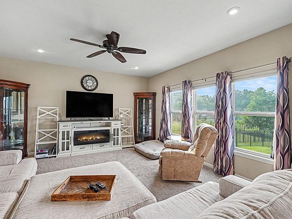 3rd image of 765 Harmony Valley Dr