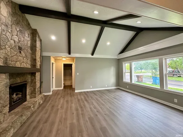 726 W Silver St, Bluffton, IN 46714