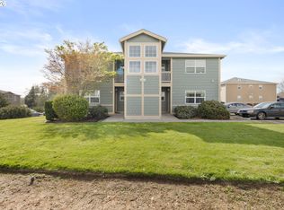 2045 SE Azalea Ave, Warrenton, OR 97146