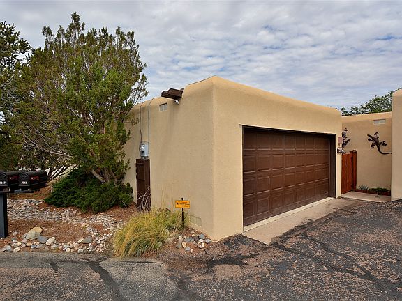 2nd image of 3179 Plaza Blanca SW