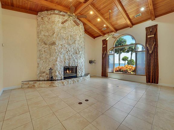 4th image of 4529 S Indian River Dr