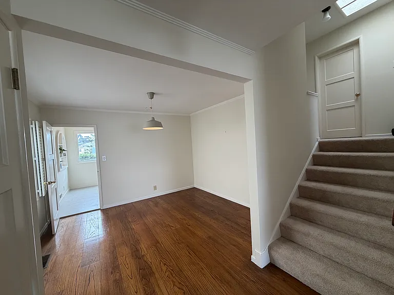 Lake Vista Ave — Photo 6