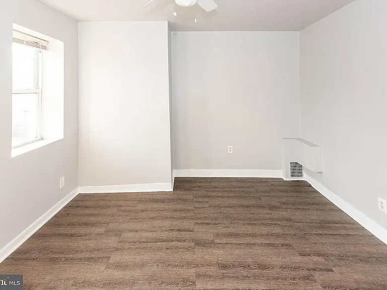 527 S Lehigh St — Photo 20