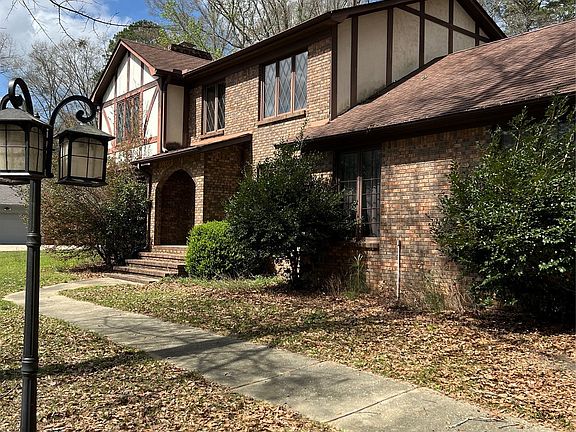 3rd image of 133 Deer Run Strut