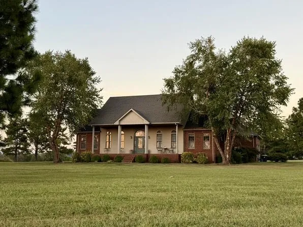 460 B White Rd, Elkton, KY 42220
