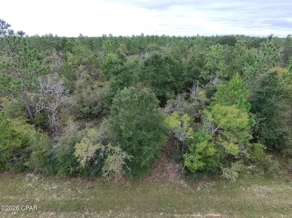 5 Maywood St, Chipley, FL 32428