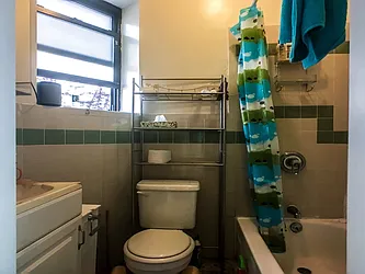 Rented by Sheila M Apfel, LREB