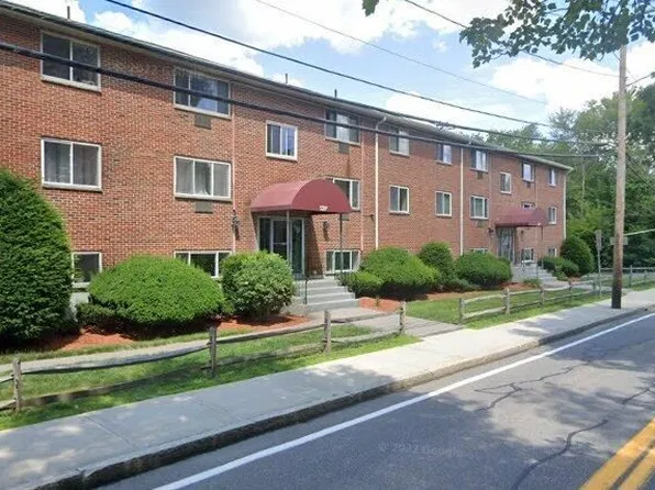 131 Mellen St #2A, Framingham, MA 01702