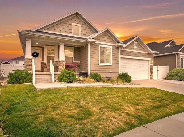464 S Harmony Dr, Layton, UT 84041