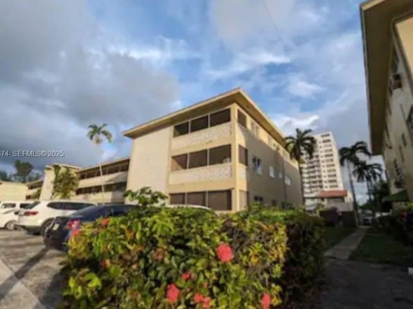 11960 NE 19th Dr APT 1