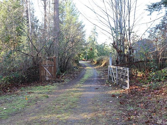 3rd image of 25303 36th Ave E