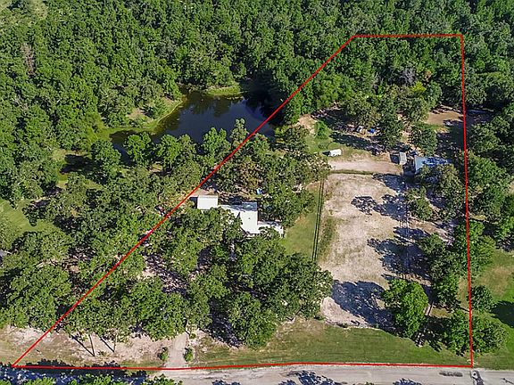 3rd image of 27 Dogwood Ln
