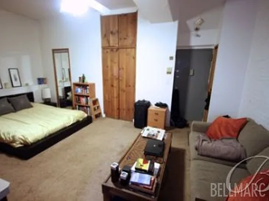 Rented by Bellmarc Realty | media 19