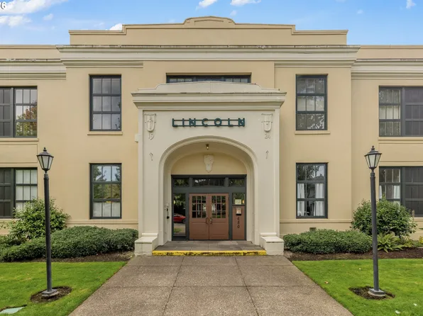 650 W 12th Ave APT 223, Eugene, OR 97402