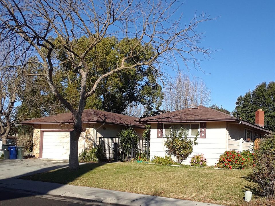 1st image of 3082 Bridgeford Dr