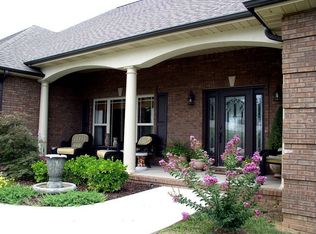 1434 Instrumental Ave, Sevierville, TN 37876