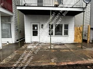 139 E Market St, Williamstown, PA