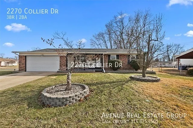 2270 Collier Dr photo 1
