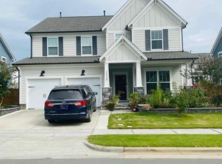 2525 Great Daisy Ln, New Hill, NC 27562