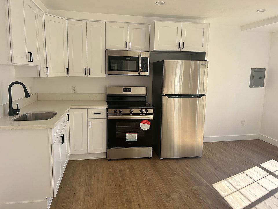 1st image of 1526 S Bedford St APT 104