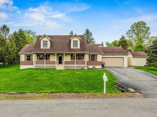 225 Northpark Dr W, East Stroudsburg, PA 18302