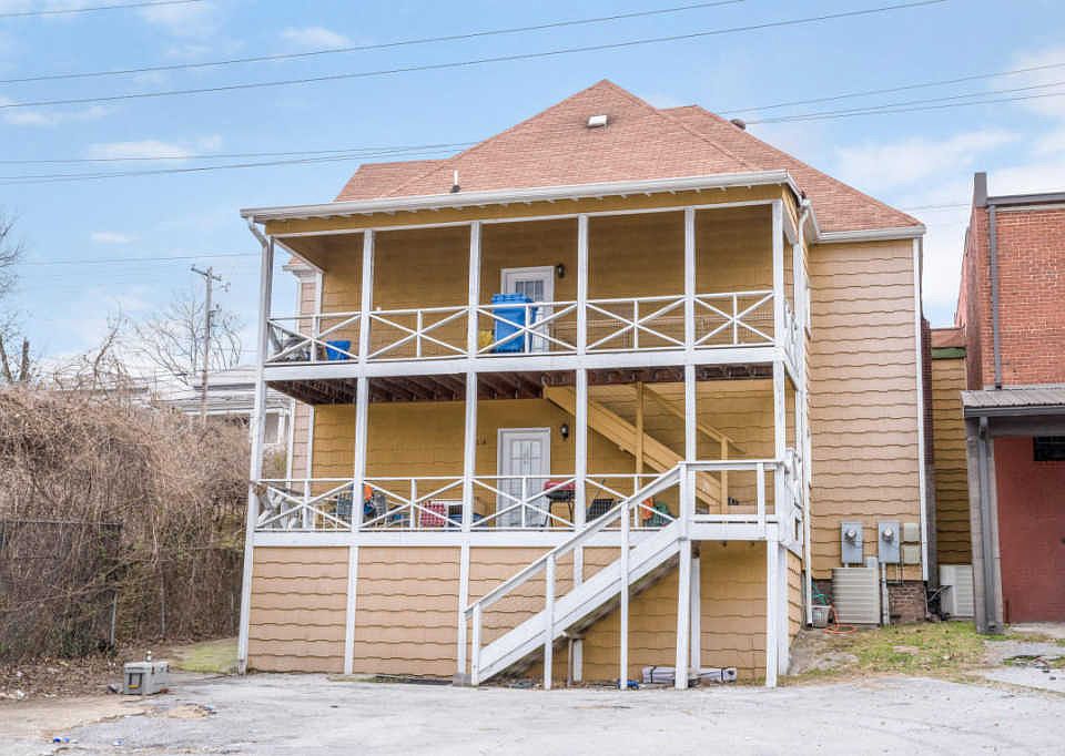 2nd image of 816 Central Ave