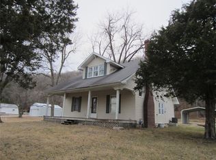 1108 N Park St, Hardin, IL 62047