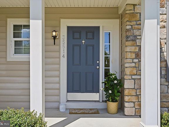 3rd image of 35514 Saint James Dr