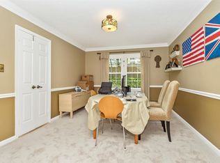 5 Finegan Ct, Germantown, MD 20874