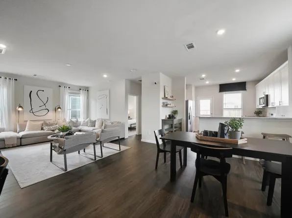 10111 Clearwick St, Houston, TX 77034